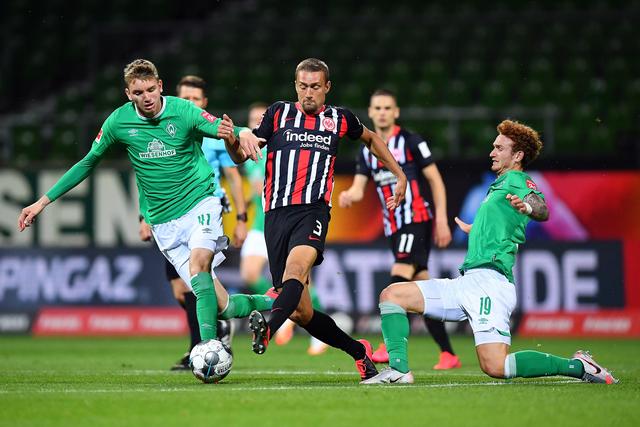 王哲林25分上海胜天津 胡金秋22+10广厦胜深圳